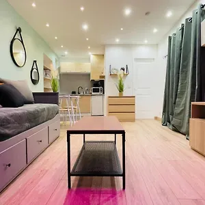 Gympie : Joli Cosy En Centre-ville Draguignan
